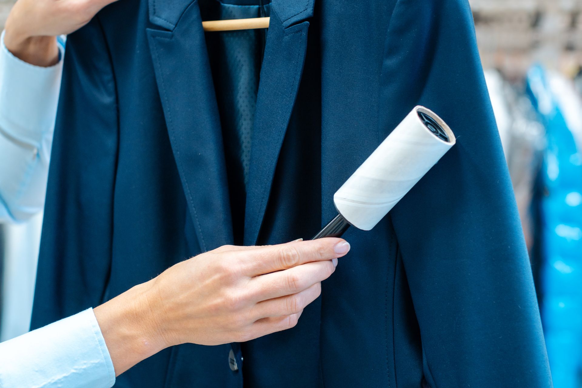 Removing Oil-Based Stains from Synthetic Fabrics in Humid Climates